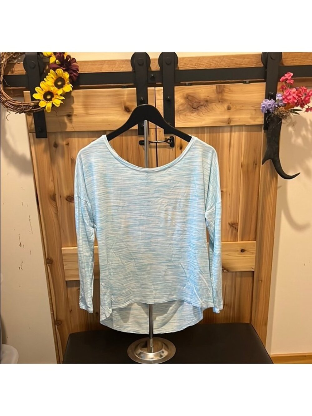 Heathered Sky Blue Long Sleeve Women's Tee with Cut Out Back